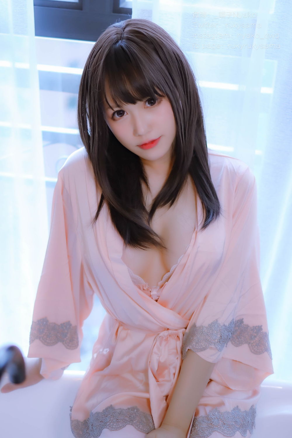 Nyako喵子 No.029-妄想彼女との同棲生活2 – 丝绸睡衣 [80P 1V]-道友图库