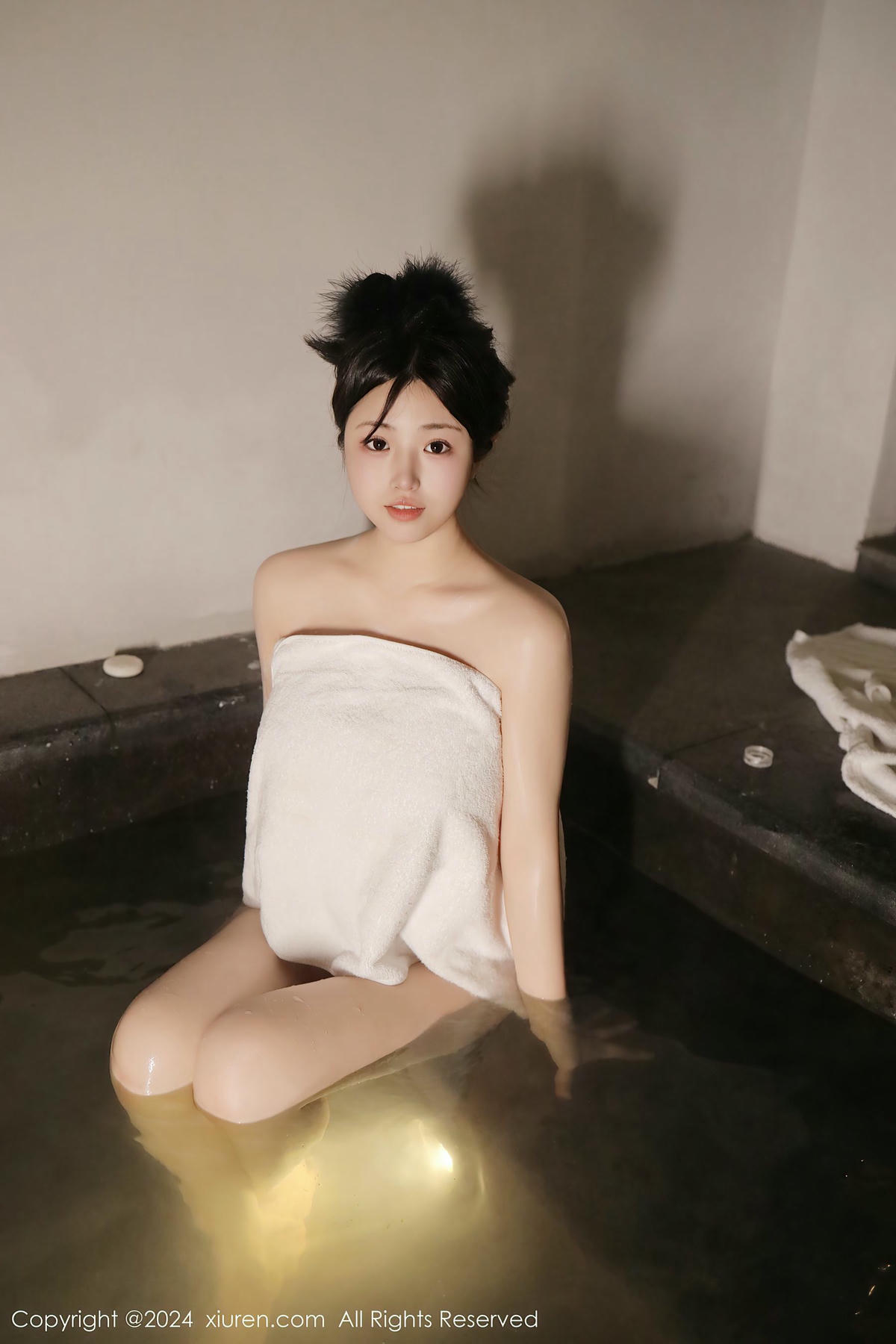 [XiuRen秀人网] No.7977 陈小花-道友图库