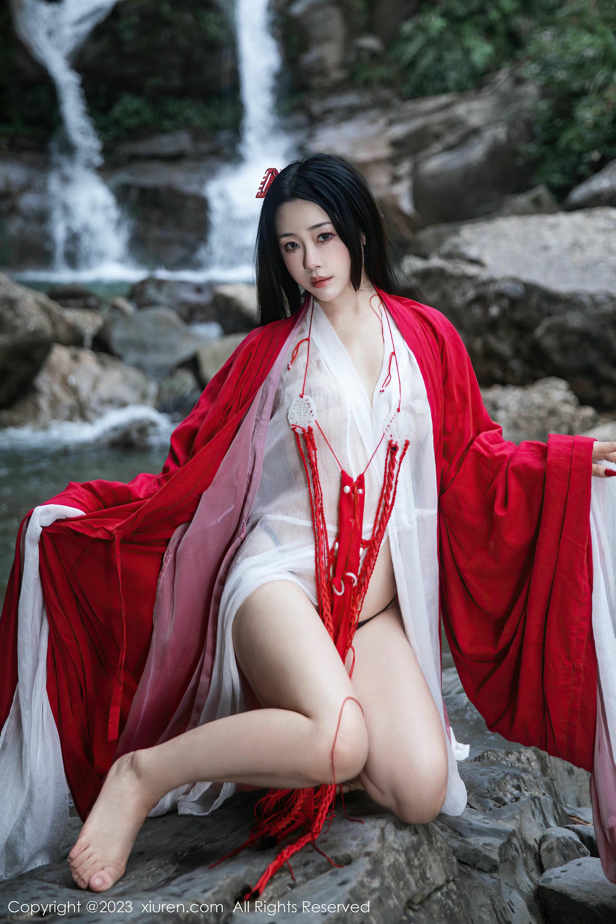 [XiuRen秀人网] No.7295 严利娅Yuliya-道友图库