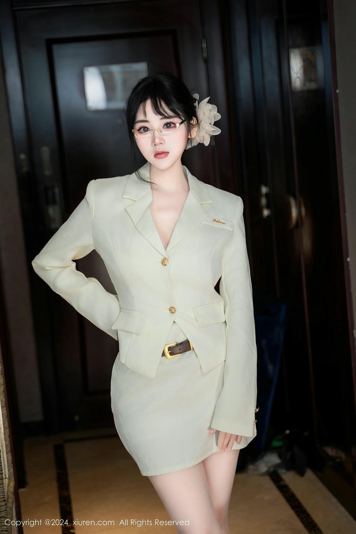[XiuRen秀人网] No.8717 汐汐爱吃草莓-道友图库