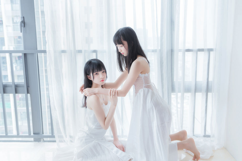 桜桃喵 No.095-朝(白裙×白裙) – 桜桃喵&木绵绵OwO [58P]-道友图库
