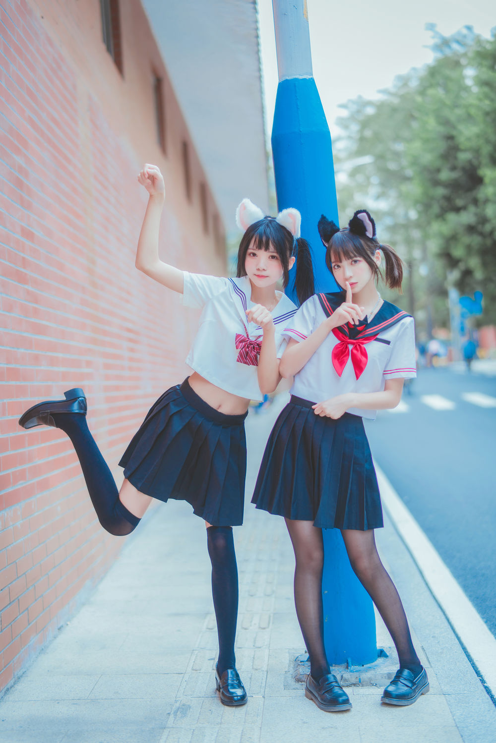 疯猫ss No.002-JK百合2 – 桜桃喵&疯猫ss [33P]-道友图库