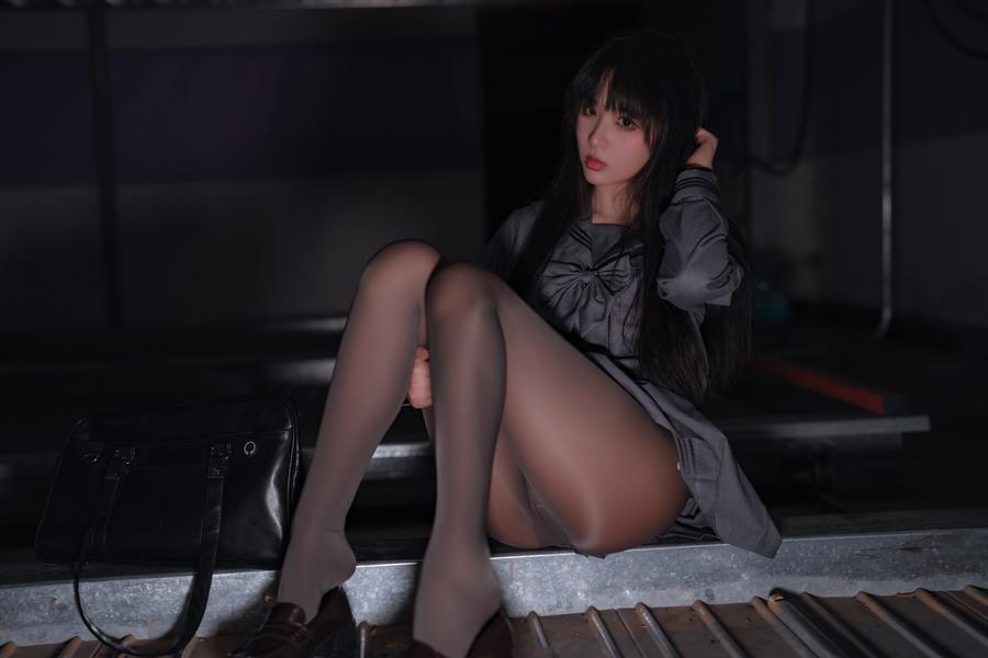 轩萧学姐 No.040-楼道+车库 [91P]-道友图库