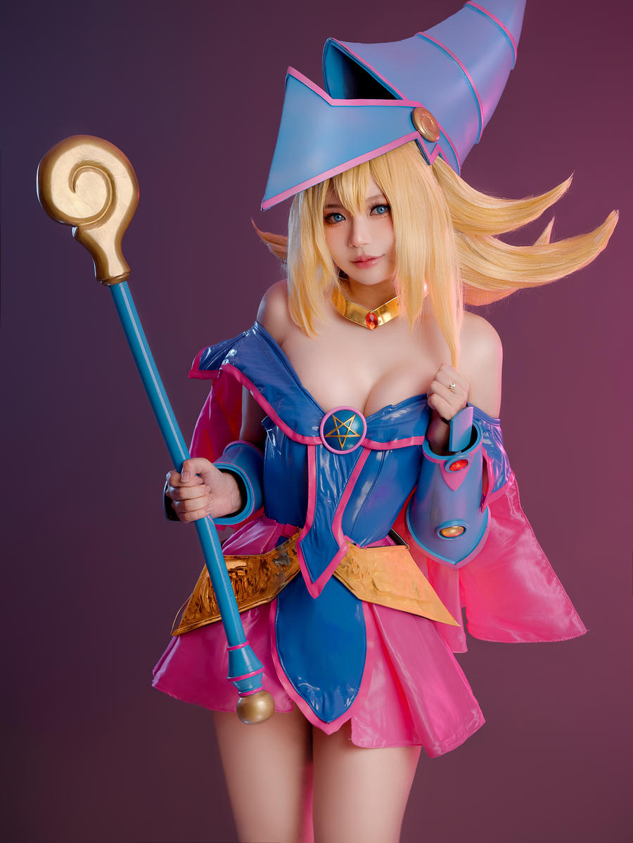 ZinieQ No.039 – Yu Gi Oh Dark Magician Girl [26P 5V]-道友图库