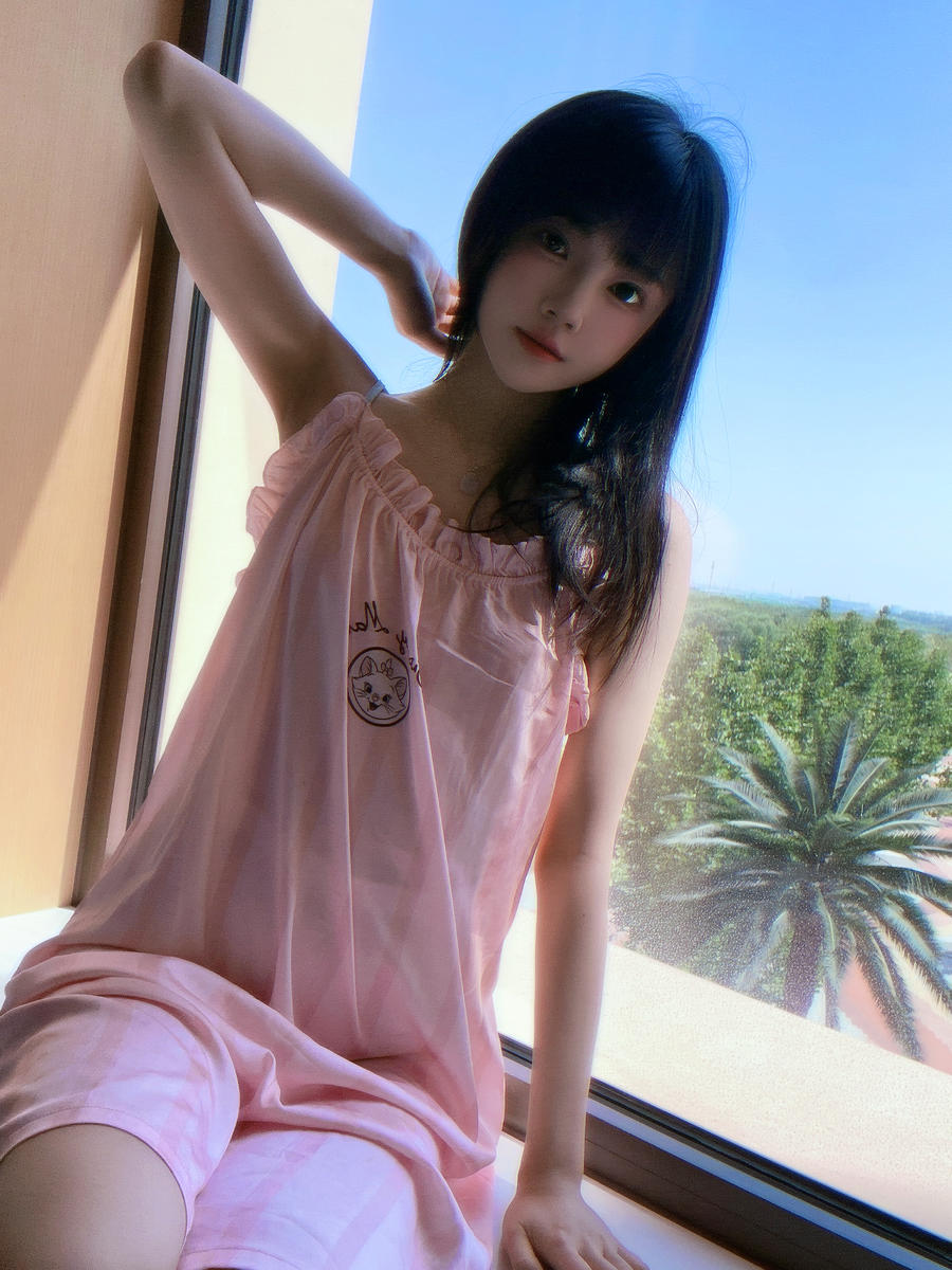 桜桃喵 No.207 – 粉猫猫 [17P]-道友图库