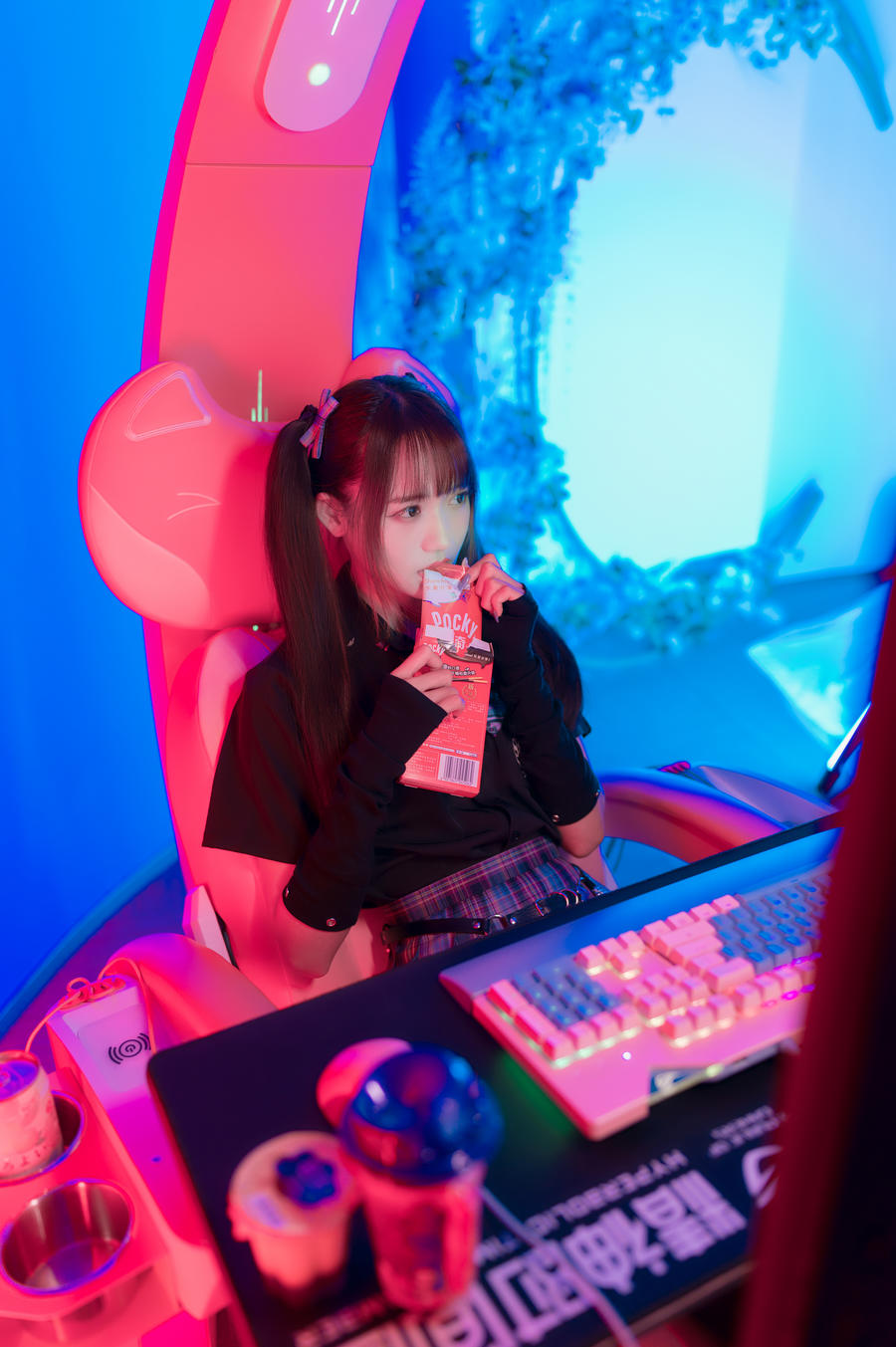 兔子Zzz不吃胡萝卜 No.054-电竞少女 [21P]-道友图库