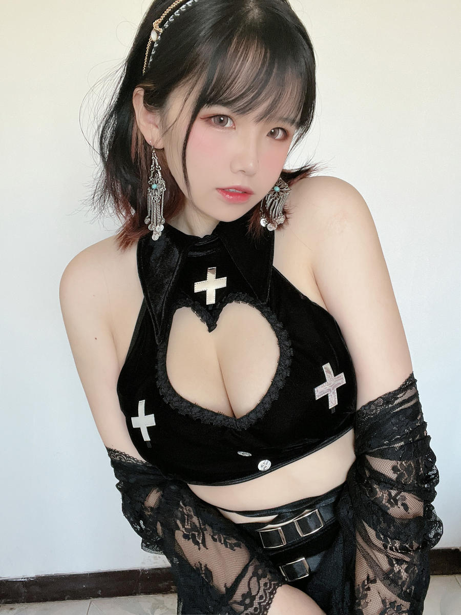 阿半今天很开心 No.021 – 猫猫修女 [42P 1V]-道友图库