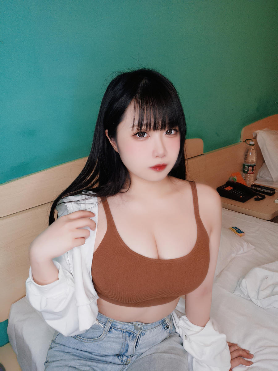 贞子蜜桃 No.006-运动内搭 [10P 1V]-道友图库