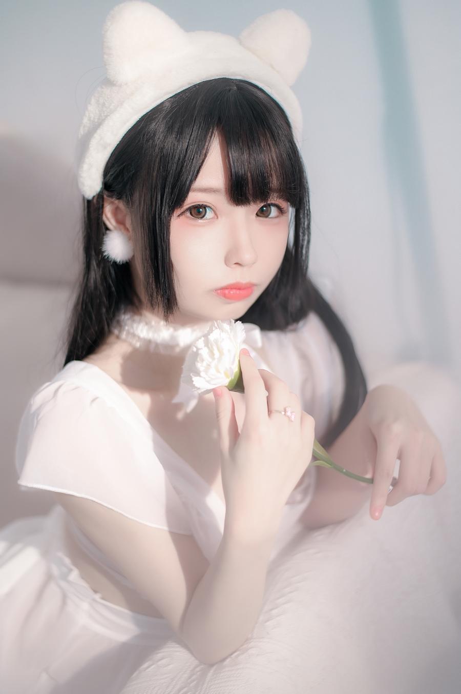 十万珍吱伏特 No.002-睡裙 [11P]-道友图库