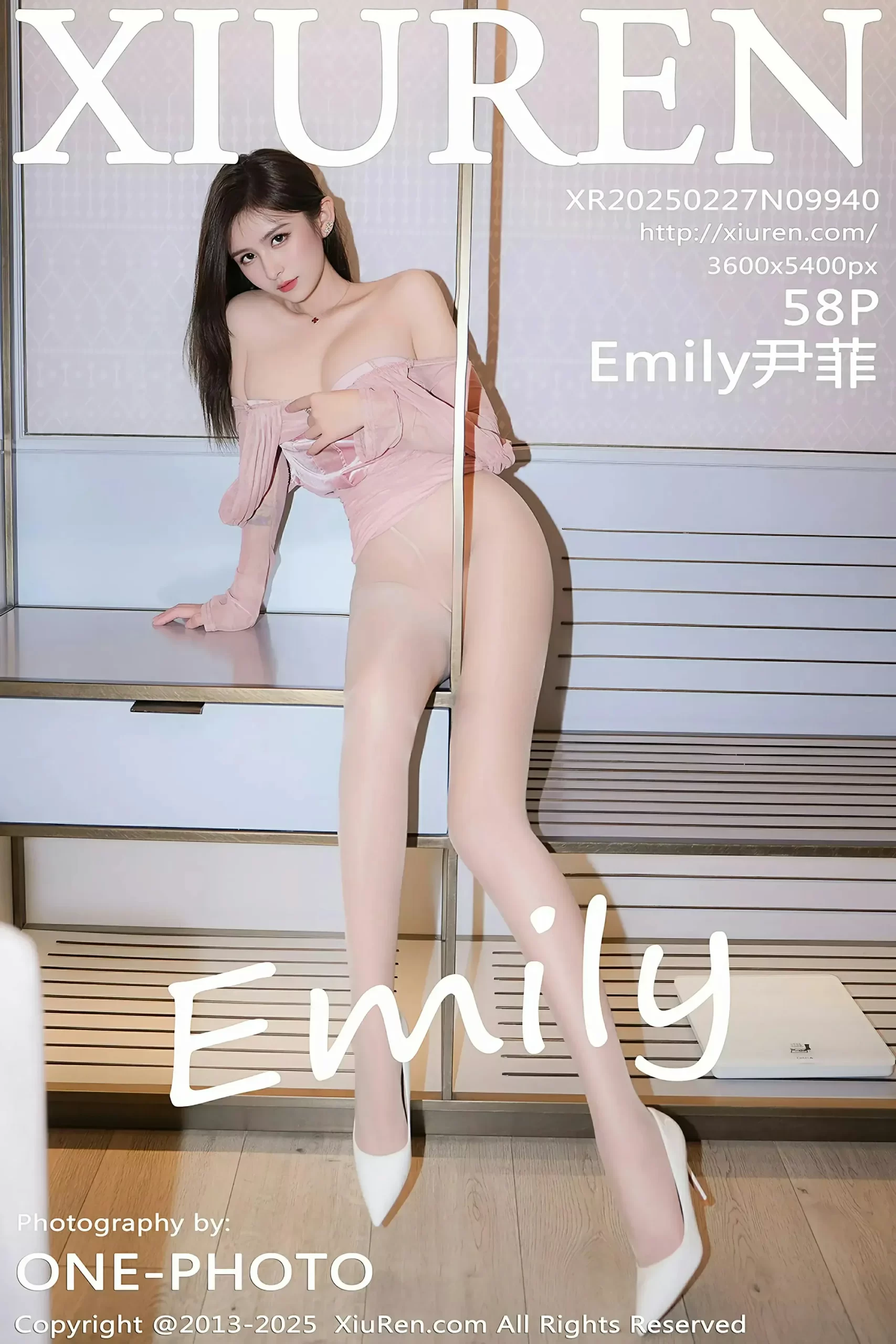 [XiuRen秀人网] No.9940 Emily尹菲 [58P]-道友图库