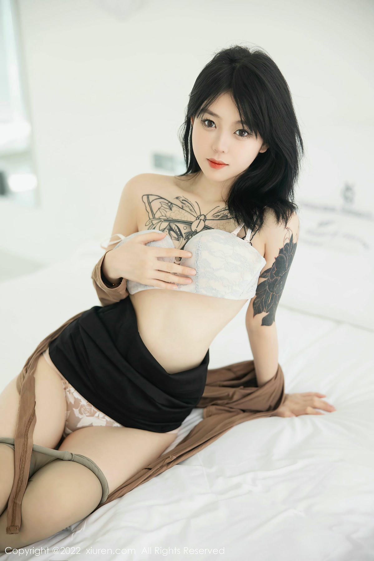 [XiuRen秀人网] No.5587 奶瓶.-道友图库